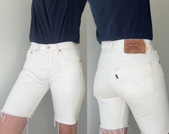 Made in USA Levi's 501 W26 L33 1998 Vintage White Levis 501 Women