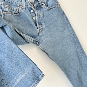 Levis 501 vintage W24 L31 Levi’s 501 faded blue denim made in 90s straight leg 501 vintage blue 501 vintage Levi’s levis