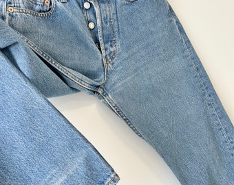 Levis 501 vintage W24 L31 Levi’s 501 Faded Blue Denim Hergestellt in den 90er Jahren gerades Bein 501 Vintage Blau 501 Levi’s