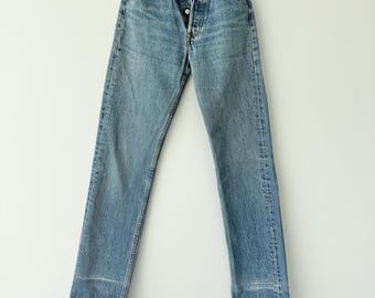 Waist 25 Leg 32 90s 501 Levi Jeans Vintage Faded Blue Mid Wash