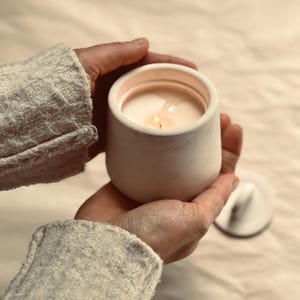 Pure Essential Oil Candle| Aromatherapy Soy Wax Candle in Concrete Jar| Round Candle| Concrete Candle Jar|  Concrete Candle