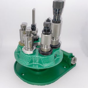 シェルホルダー収納付きRCBS砲塔用ベンチトップホルダー