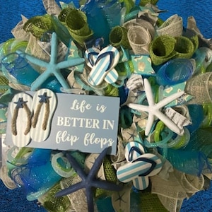 Life is better in flip flops wreath.