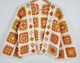Wzór na kardigan Granny Square – Duży kardigan Granny Square – Unikalny rozmiar (M) – W języku angielskim i francuskim – Wzór szydełkowy w formacie PDF