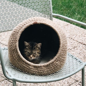 Crochet Cat Bed & Cat Pillow Pattern In English Pdf Files image 2