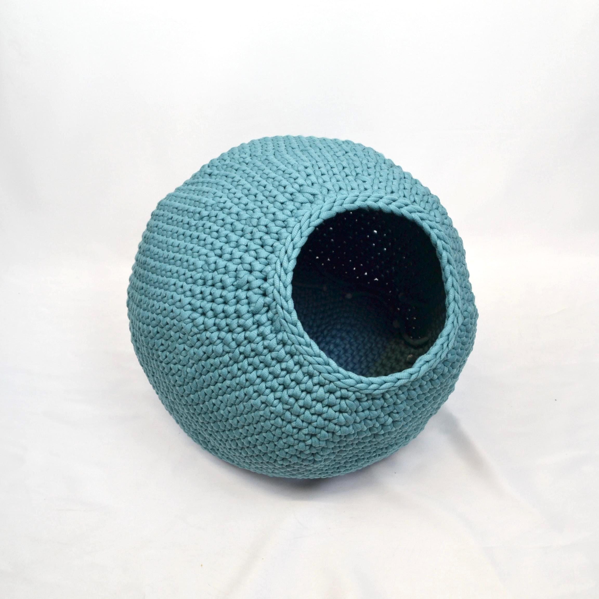 Cat Bed Crochet Pattern - Cat Cave / Cat Pod