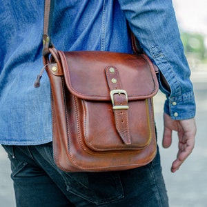 Personalized Men shoulder bag, Brown leather crossbody bag, Men&#39;s crossbody bag, Leather Messenger Bag Men, Mens shoulder bag, Gift for him