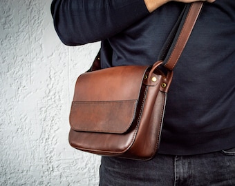 Personalized men's bag, Brown men's leather bag, Men's leather shoulder bag, Crossbody leather bag, leather Travel Bag, Everyday leather bag