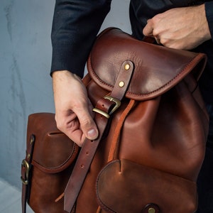 Personalized Travel Backpack, Leather Backpack for Men, Brown Leather Backpack, Vintage Laptop Backpack, gifts for him, gifts for son