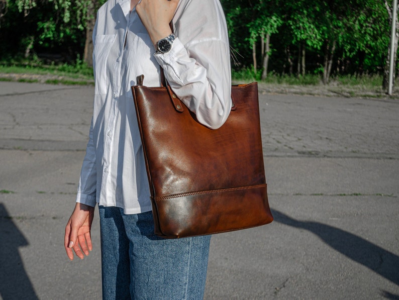 Leather Tote bag, Leather Bag, Leather shoulder bag, Women leather bag, tote bag with zipper, Make up bag, Gift for Women image 4