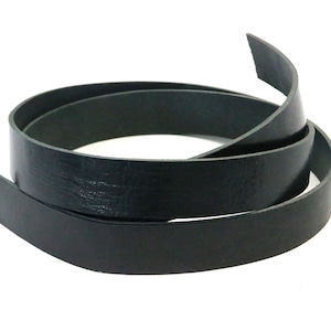 Striscia di pelle smaltata nera, lunghezza 48"-60", smalto vintage nero, cinturino in pelle di bufalo, striscia di pelle per cinture, striscia di cintura, vintage nero