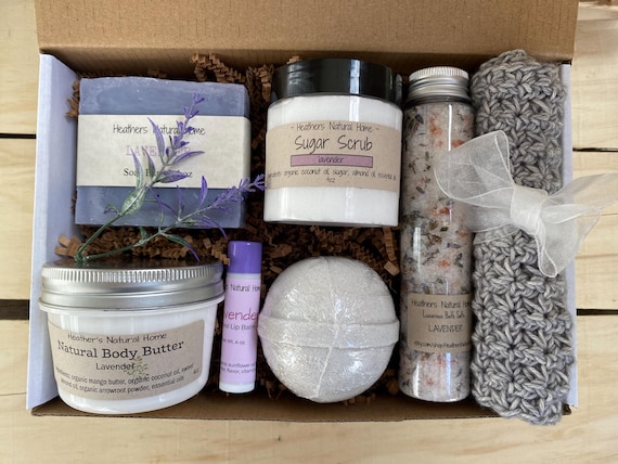 Spa Gift Box, Hygge Gift Box, Natural Products Gift Box, Thank You Gift, Self Care Gift Set, Cozy Fall Gift for Women, Gift for Girlfriend