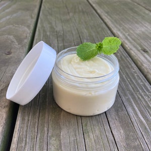Natural Deodorant: Light Citrus Scent, Aluminum & Toxin Free (3 oz)