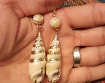 Golden Sea Shell Dangling Earrings, Hand made earring, Beach Earrings