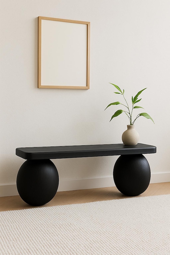 Matte Black Sphere Leg Bank: Handgefertigte Moderne Fichte Eingangsbereich Sitzbank