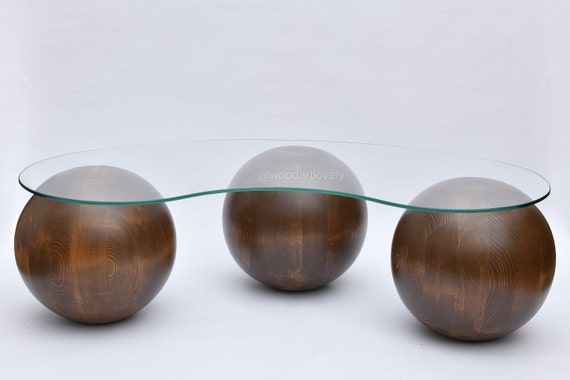 Coffee table sale with ball legs