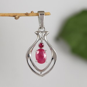 Natural Ruby Gemstone Pendant-925 Sterling Silver Pendant-Ruby Pendant Necklace-July Birthstone Pendant-Minimalist Pendant Necklace Gift