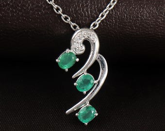 Natural Emerald Pendant-Gemstone Pendant-925 Sterling Silver Jewelry-Oval Green Emerald Necklace