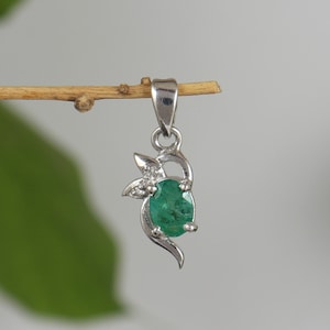 Minimalist Emerald Pendant Necklace: 925 Sterling Silver, May Birthstone