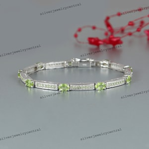 Natural Peridot Bracelet-925 Sterling Silver-Gemstone Tennis Bracelet-Oval Green Peridot Jewelry-August Birthstone-Handmade Jewelry Gift