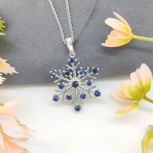 Natural Blue Sapphire Pendant-Gemstone Flower Pendant-925 Sterling Silver Jewelry-September Birthstone-Sapphire Jewelry-Anniversary Gift