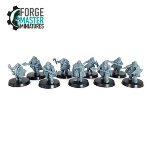 Dwarf Warriors by Unreleased Miniatures