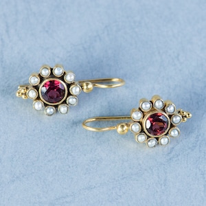 Genuine Garnet Gemstone. Freshwater Pearls. Sterling silver earrings. Gold vermeil. Inspired in jewel from The Renaissance. Antique Style. image 2