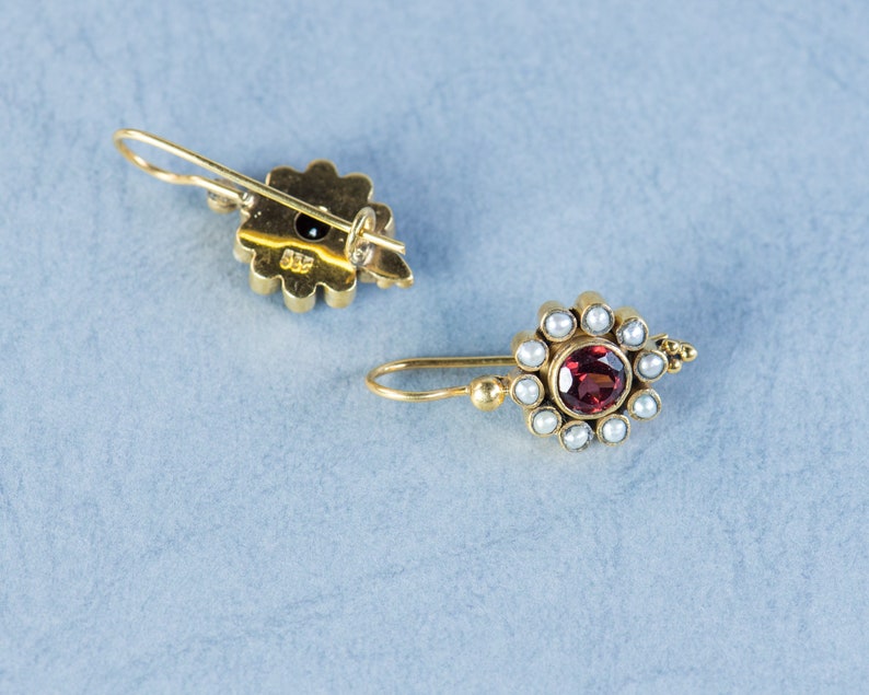 Genuine Garnet Gemstone. Freshwater Pearls. Sterling silver earrings. Gold vermeil. Inspired in jewel from The Renaissance. Antique Style. image 5