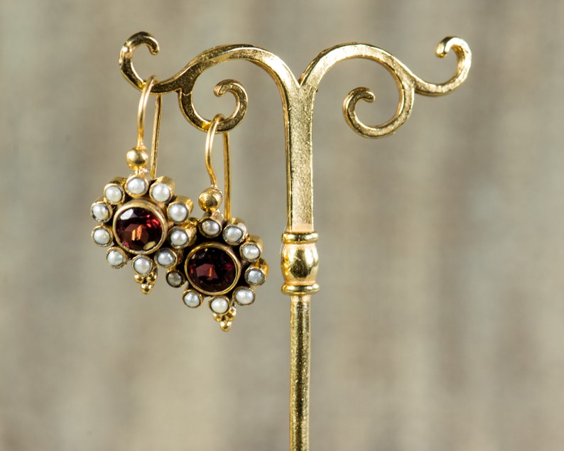 Genuine Garnet Gemstone. Freshwater Pearls. Sterling silver earrings. Gold vermeil. Inspired in jewel from The Renaissance. Antique Style. image 3