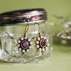 Genuine Garnet Gemstone. Freshwater Pearls. Sterling silver earrings. Gold vermeil. Inspired in jewel from The Renaissance. Antique Style. image 7