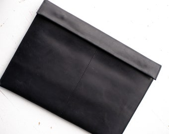 Leather Macbook Sleeve: Personalized Laptop Case
