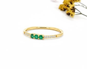 Emerald and Diamond Gold Ring | May Birthstone Stackable Band