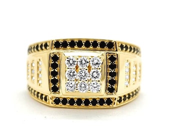 Men&#39;s 14K Yellow Gold Diamond Ring: Presidential Style