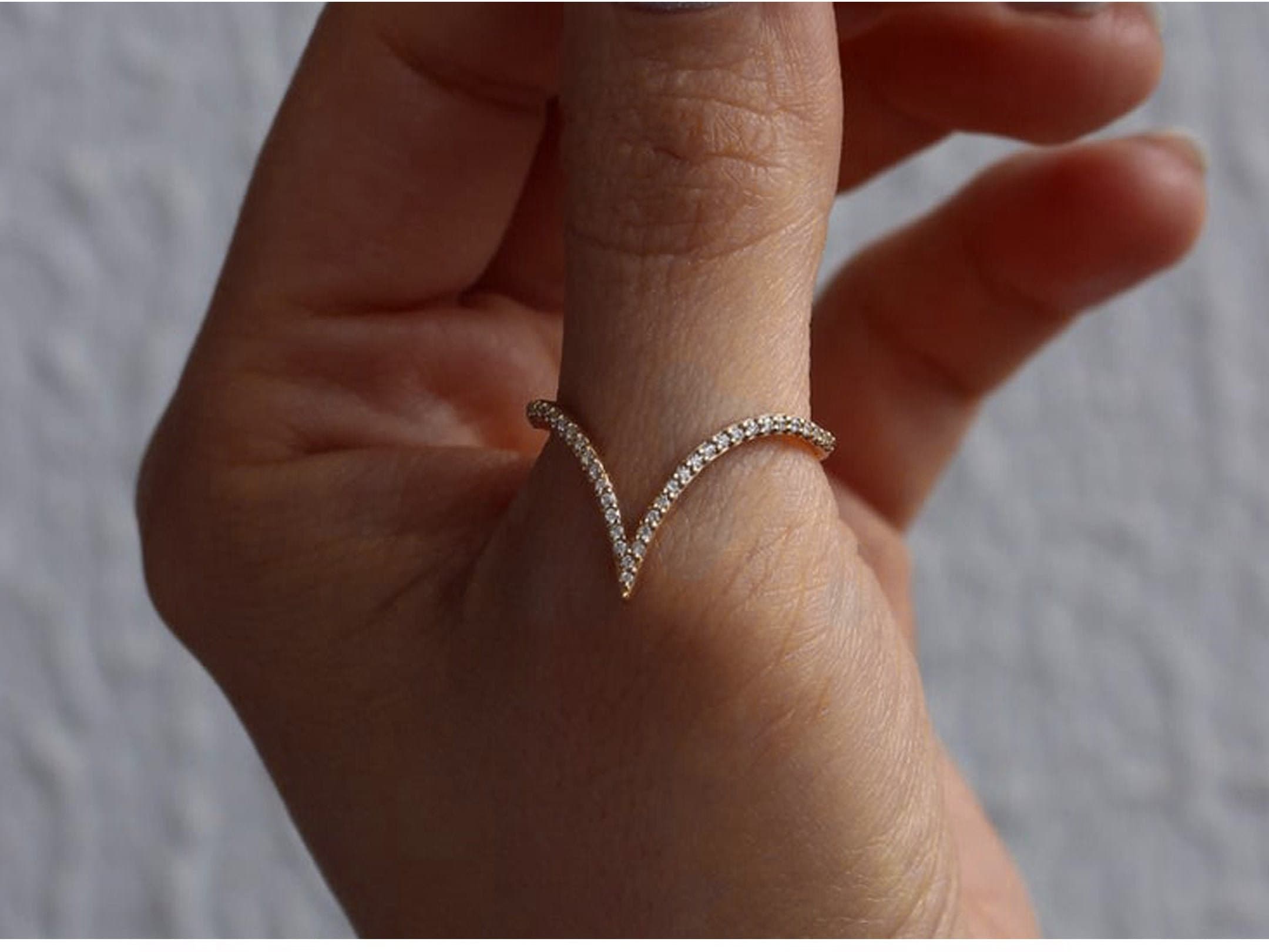 Flawless Diamond Thumb Ring / Hallmarked Diamond Ring / Curve Etsy UK