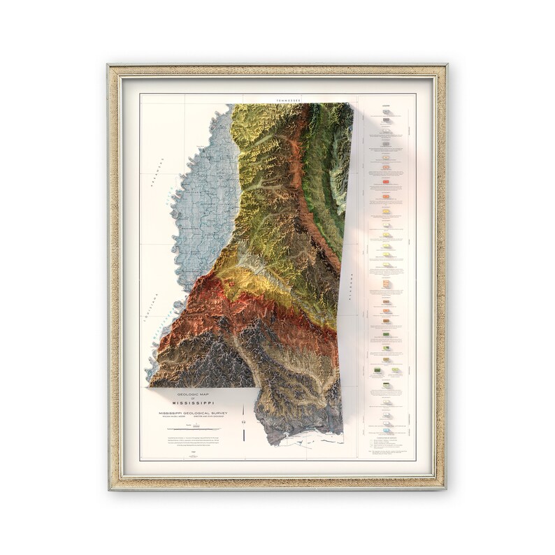 K&ouml;nnte beinhalten: Eine gerahmte topografische Karte von Mississippi, die die geologischen Formationen des Bundesstaates in verschiedenen Farben zeigt. Die Karte tr&auml;gt den Titel "OUTLINE MAP OF MISSISSIPPI" und "MISSISSIPPI GEOLOGICAL SURVEY".