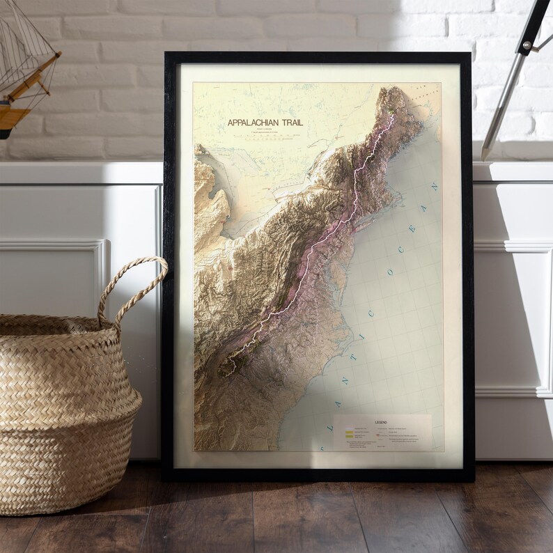Appalachian trail map print, framed wall map poster in high resolution. Unique gift idea for travellers, gift idea.