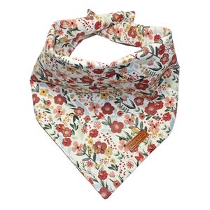 Bandana para mascotas con diseño de jardín otoñal / Bandana floral para perros / Bandana de flores silvestres para gatos / Bandana de flores silvestres para perros / Corbatas para mascotas / Bandanas de otoño