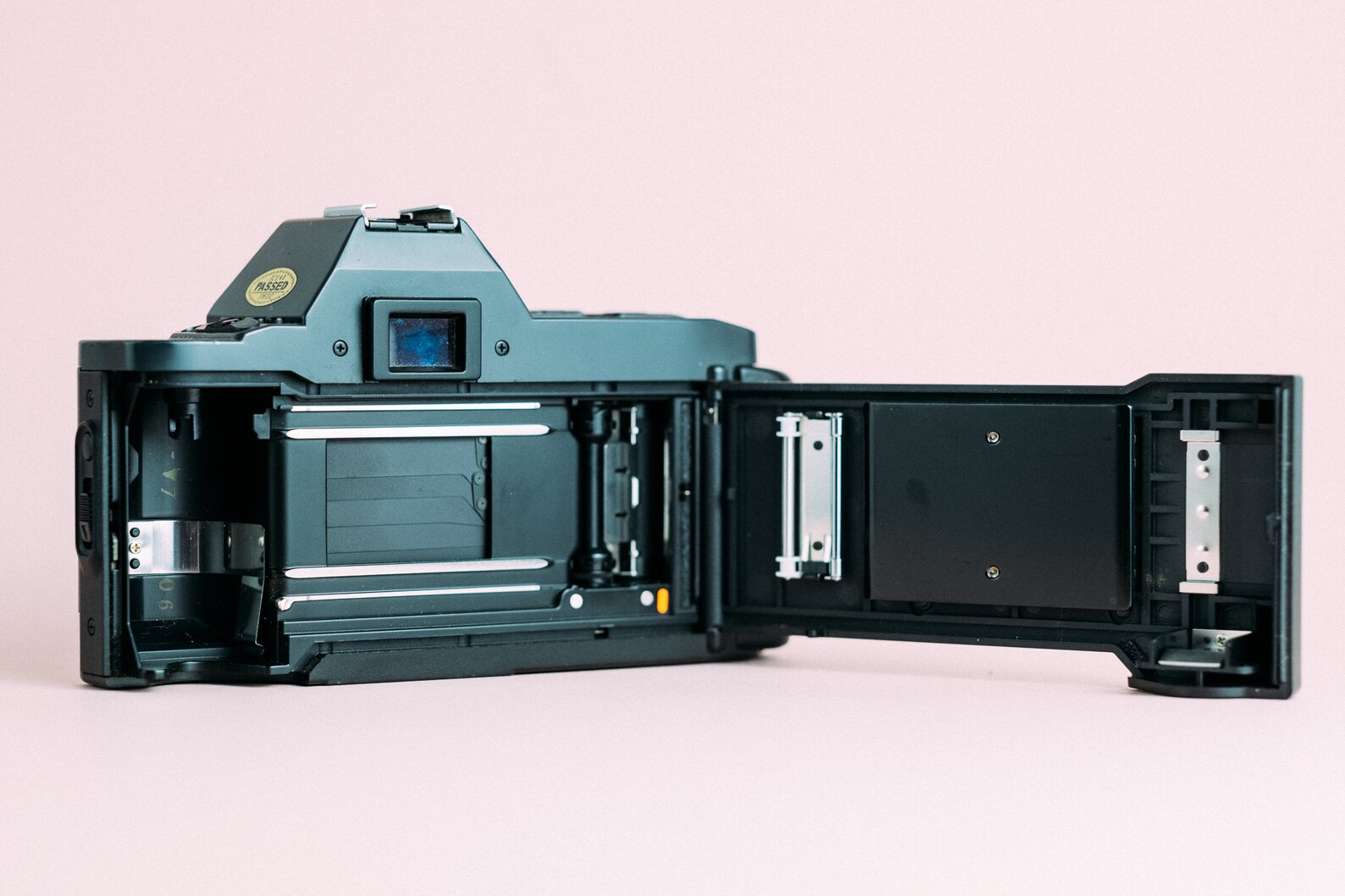 Canon T70 35mm SLR Film Camera Etsy