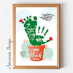 Arte de la impresión de mano de San Valentín, Cactus Estoy pegado en ti, Plantilla imprimible para PreK, Guardería preescolar, Manualidades de recuerdo de San Valentín