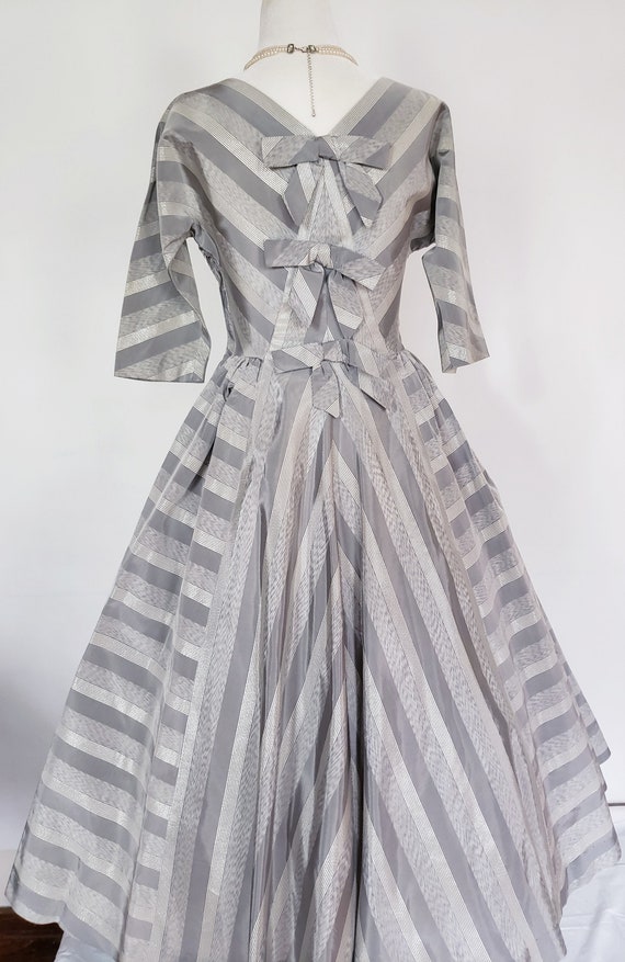 Vintage 1950s Dress, 1950s Silver Lurex and Taffe… - image 7