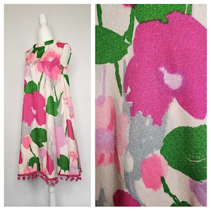 Vintage 1960s Mod Dress, 1960s Tent Dress, 1960s floral pink Trapeze dress, 60s Dress with Pom Pom hem, M