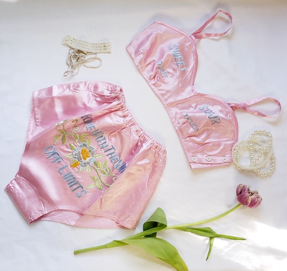 Vintage 1940s Novelty lingere set, 40s lingere se… - image 1