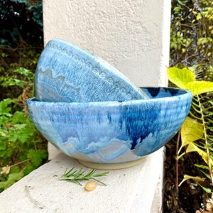 light sea large bowl for salad, fruit bowl pottery blue ceramic bowl bulbous round light blue sea blue