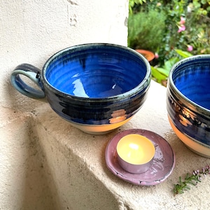 Getöpferte Tasse Tiefseeblau, ca. 300 ml mit dünnem Rand, schöne Milchkaffeetasse, Keramiktasse, hoch gebrannt mit Ökostrom