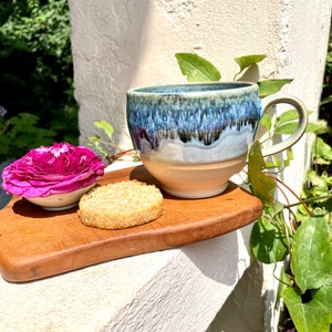 Getöpferte Tasse MehrMeer, ca. 300 ml mit dünnem Rand, schöne Milchkaffeetasse, Keramiktasse, hoch gebrannt mit Ökostrom