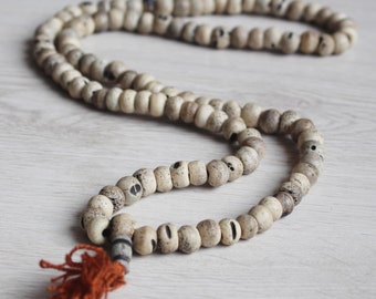 Bone beads / grey 10mm Beige / DIY Jewelry making / Beads / Nepal jewelry
