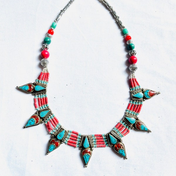 Kim & Co. Bib Necklace