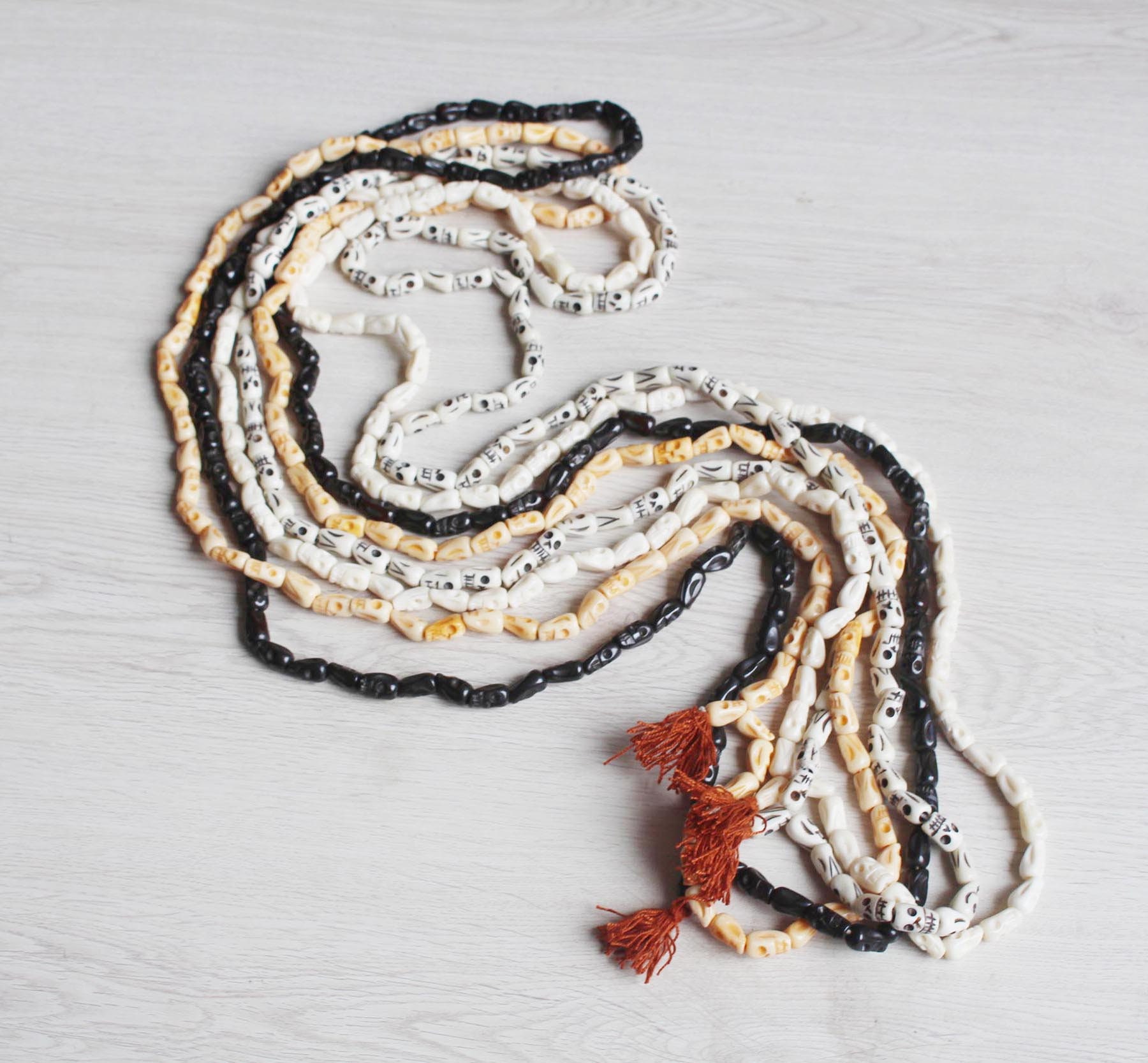 Bone skull mala necklace / 12x 8mm white-brown-offdwhite- black / DIY jewelry supplies / nepal jewelry