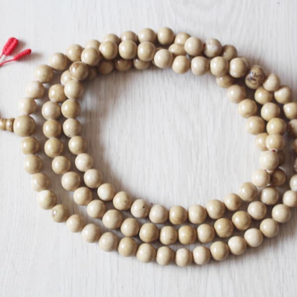 Conch shell Mala / 9 mm Antique round 108 bead / Tibetan Prayer mala / Diy Kits