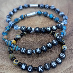 Malachite &#39;No Kings&#39; Bracelet: Pro-Equity, Anti-Trump Dissent Jewelry